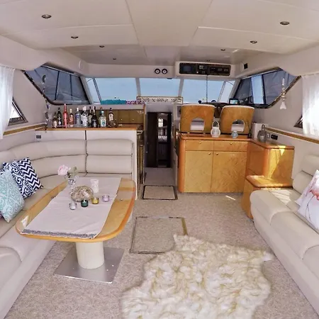 Mavideniz Yachting * Kemer